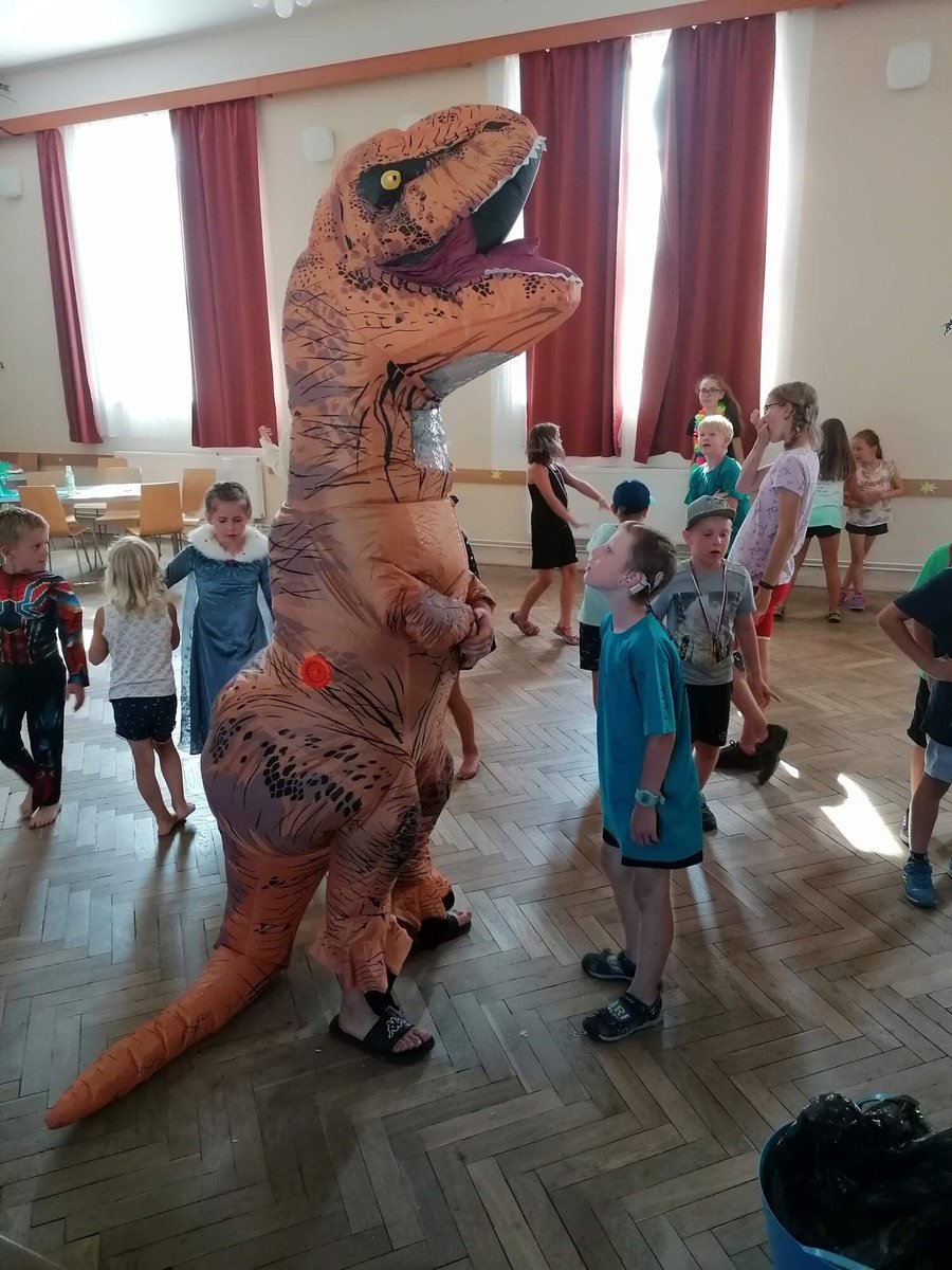 Výletník 2021 - Země Nezemě (11)